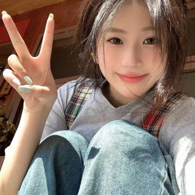 她的一生海报